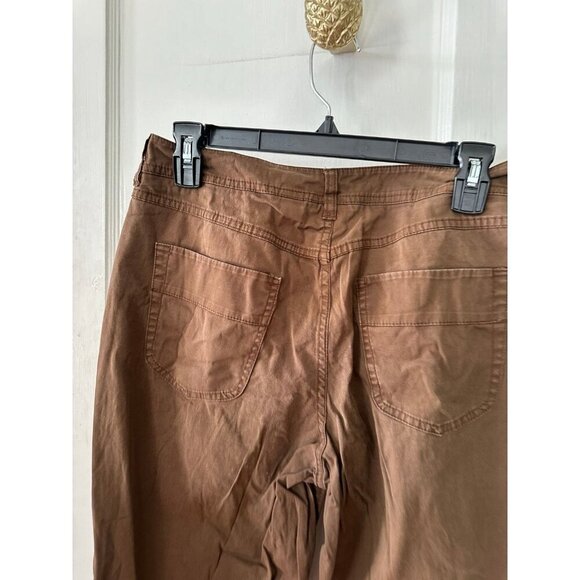 Chico’s women’s size 1.5 (10) brown Capri pants - Picture 7 of 8
